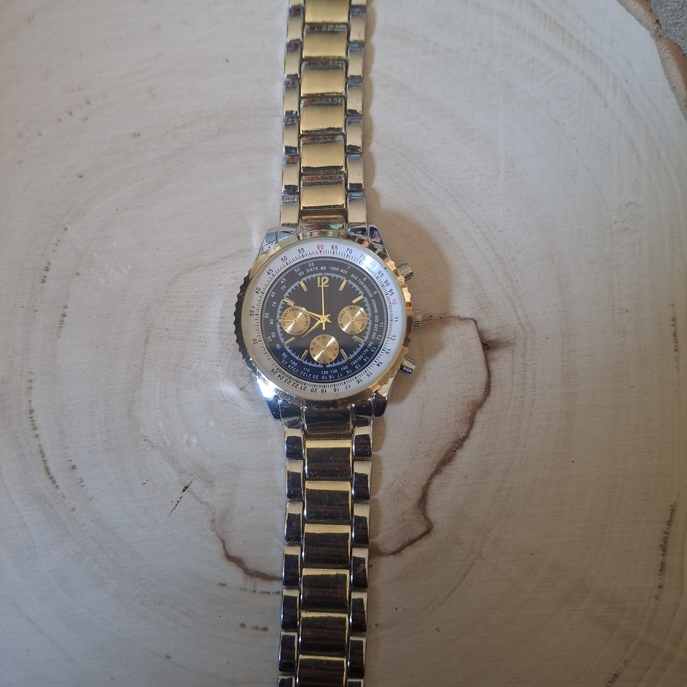 HABAND SILVER TONE CHRONOGRAPH WATCH WRISTWATCH